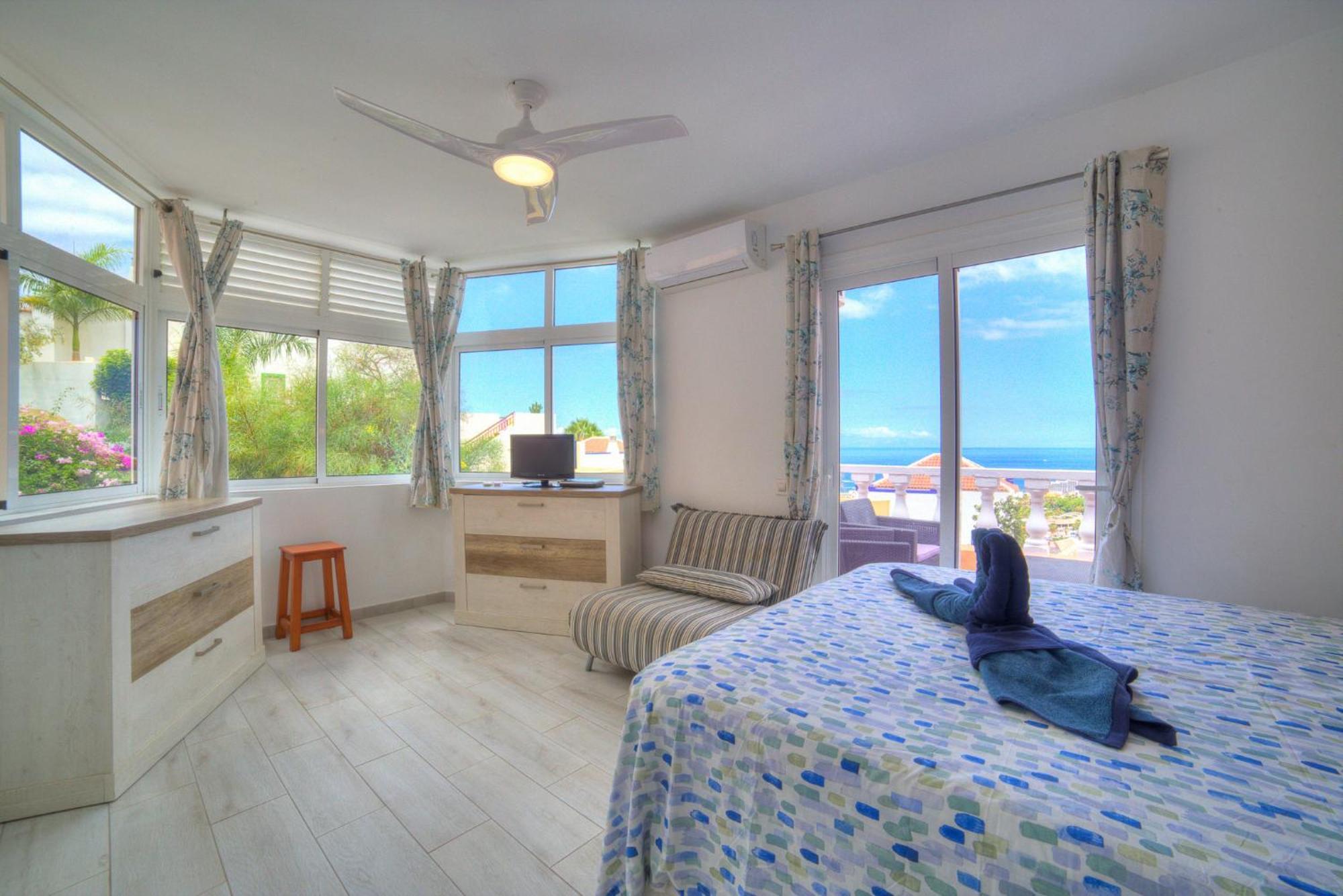 Ocean Hill - Ocean View, Terrace, Bbq, Wifi Vakantiehuis *